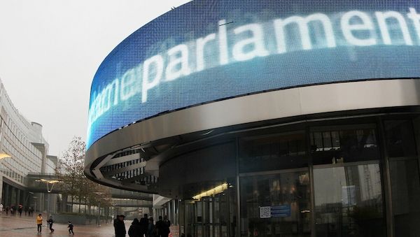 Emissionshandel: EU-Parlament erwägt lockerere Investitionspflicht