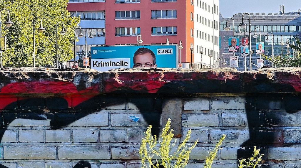 Grüne werfen Regierendem Bürgermeister Falschaussage zu Hackerangriff vor