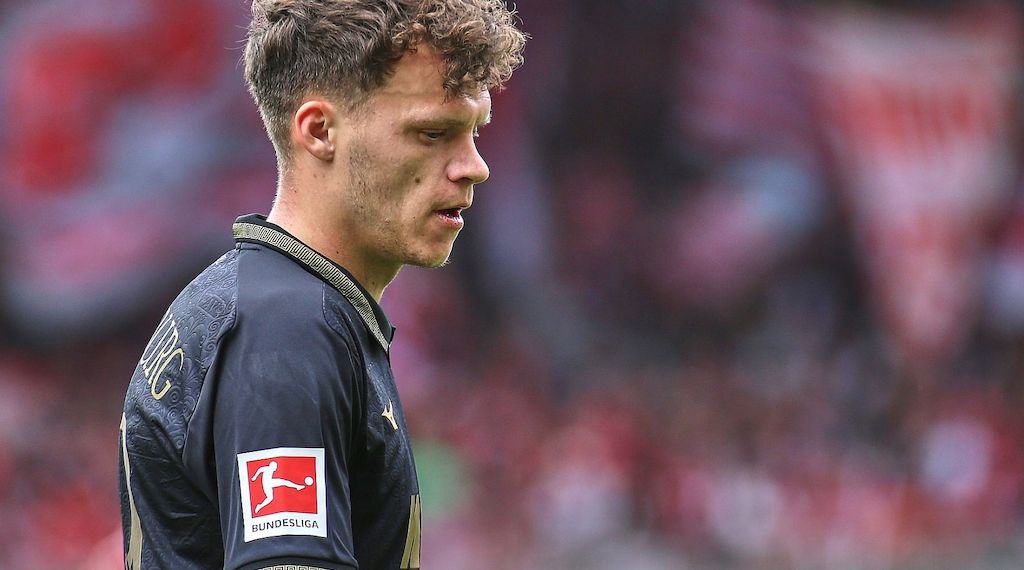 1. Bundesliga: Augsburg erobert in Frankfurt die Tabellenspitze