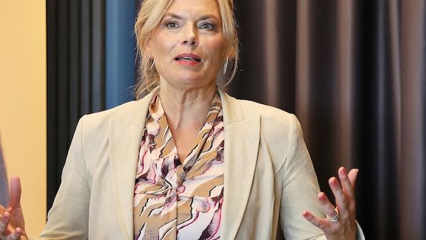 Klöckner will Frauen in Politik stärken