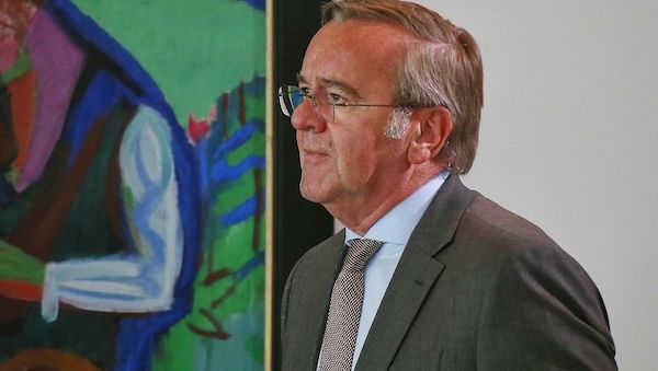 Scharping: Pistorius ist bester Verteidigungsminister seit Schmidt