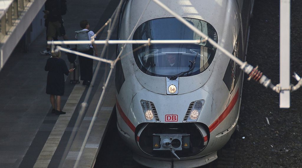 Pro Bahn fordert Kameras in Fernzug-Einstiegen