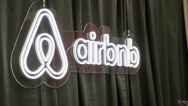 EU-Pläne zur Regulierung von Airbnb stoßen auf Skepsis