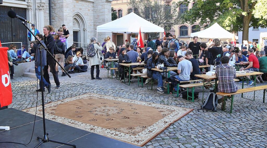 Sachsen-Anhalt: Linke lehnt Gespräche mit der AfD offiziell ab