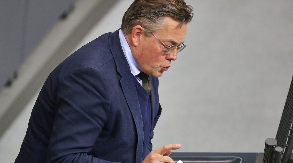 Grüne kritisieren Untätigkeit bei Schutz der Geheimdienste