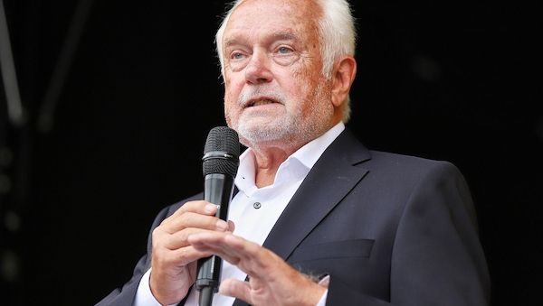 Kubicki warnt vor Spritpreisdeckel