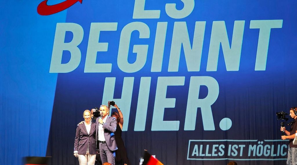 Mehrheit der Deutschen lehnt AfD-Landesregierung ab