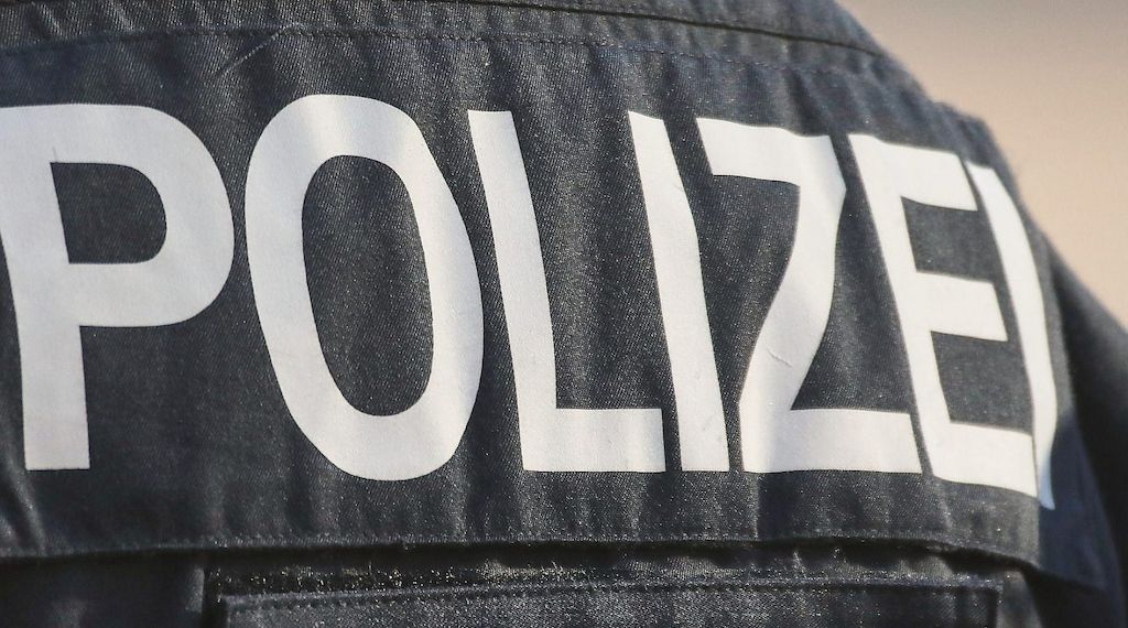 Radfahrerin in Berlin-Steglitz schwer verletzt