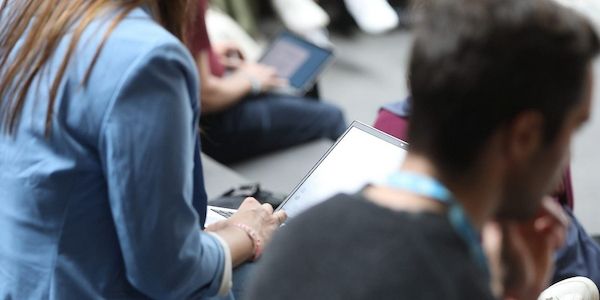 Erzeugerpreise für Dienstleistungen ziehen deutlich an