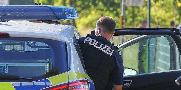 Mehrere Festnahmen und Unfälle in München und Umgebung