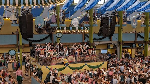 Wiesn-Wache sorgt auf dem Münchner Oktoberfest für Sicherheit