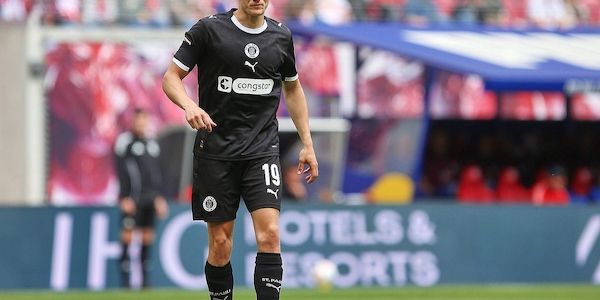 2. Bundesliga: Cottbus und St. Pauli trennen sich unentschieden