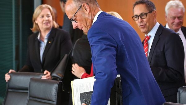 Bundesregierung fühlt sich nach Wahlen weiter handlungsfähig