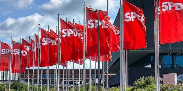 SPD-Parteiführung will Konvent im Dezember ausrichten