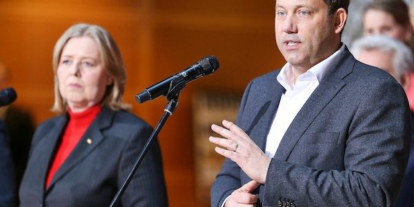 SPD-Abgeordneter Töns fordert Trennung von Partei- und Ministeramt