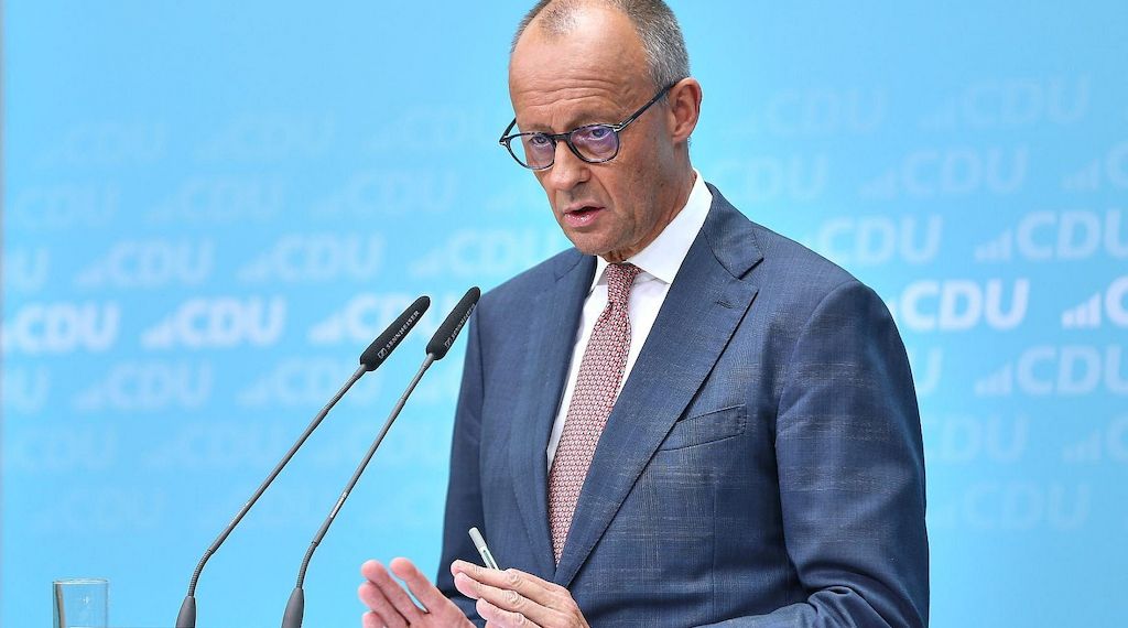Sprecher: Merz stellt Krankenversicherungssystem nicht infrage