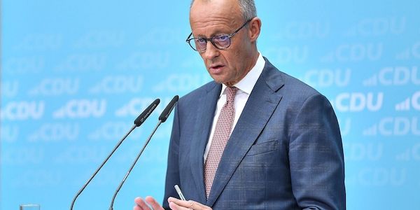 Sprecher: Merz stellt Krankenversicherungssystem nicht infrage