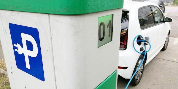 Anteil reiner Elektroautos an EU-Neuzulassungen legt deutlich zu