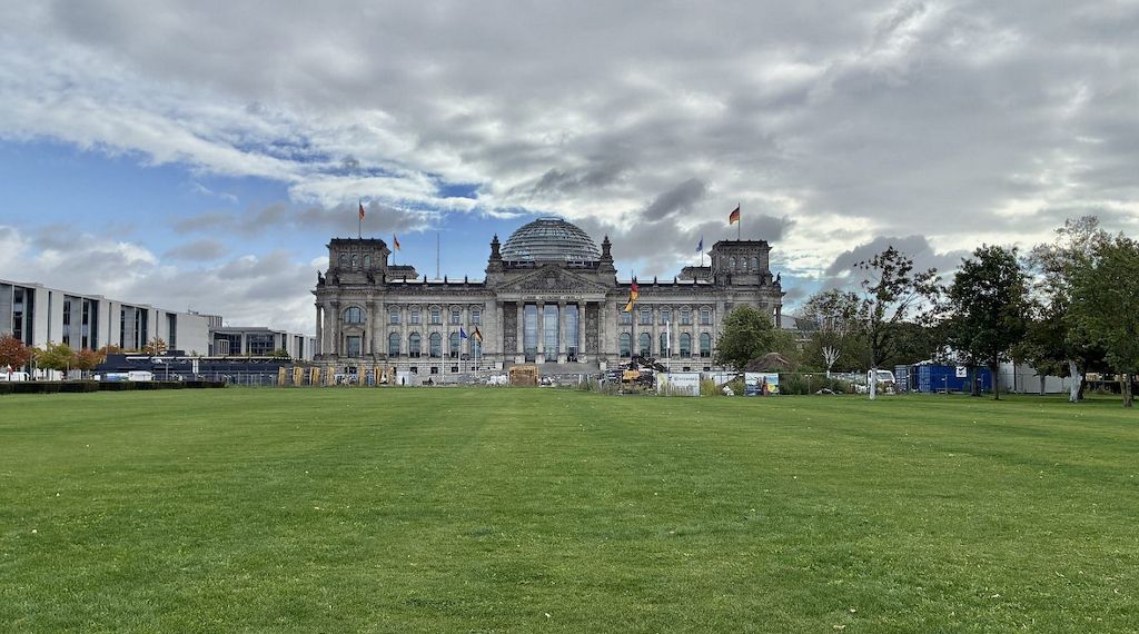 Bundestag führt eigenen KI-Chatbot ein