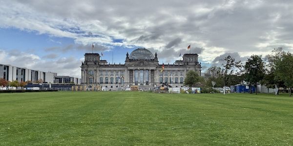 Bundestag führt eigenen KI-Chatbot ein