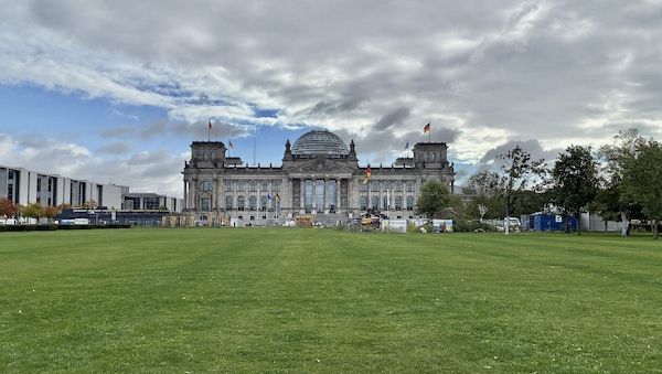 Bundestag führt eigenen KI-Chatbot ein