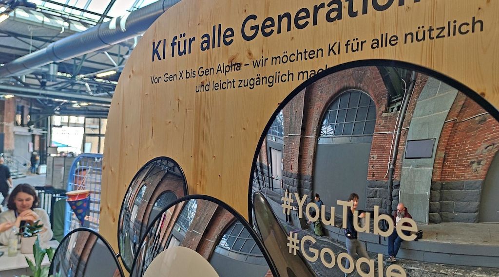Bundesregierung will am Begriff "Künstliche Intelligenz" festhalten