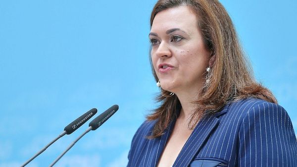 CDU-Generalsekretärin: Vertrauensfrage momentan keine Option