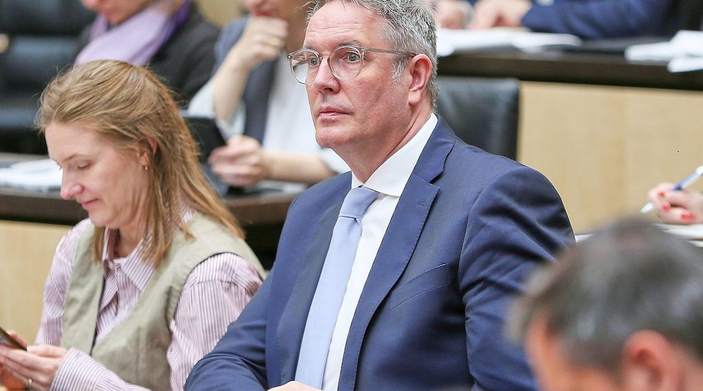 Schweitzer: Union muss Hängepartie um Kanzler beenden