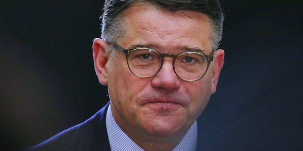 Rhein lehnt Steuererhöhungen kategorisch ab