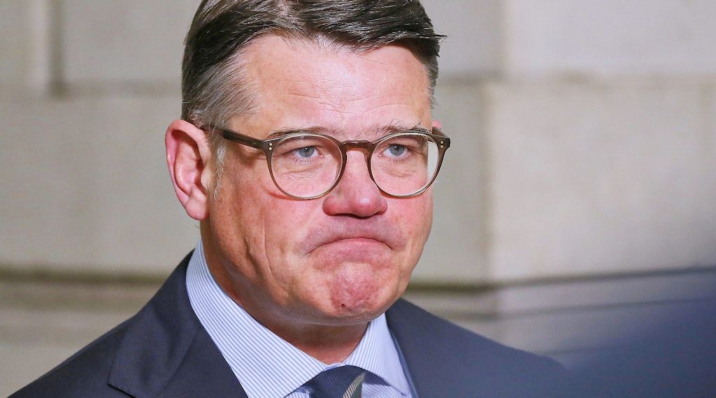 Rhein lehnt Steuererhöhungen der Bundesregierung ab