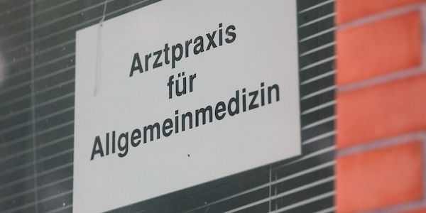Miersch hält an Attestpflicht ab erstem Krankheitstag fest