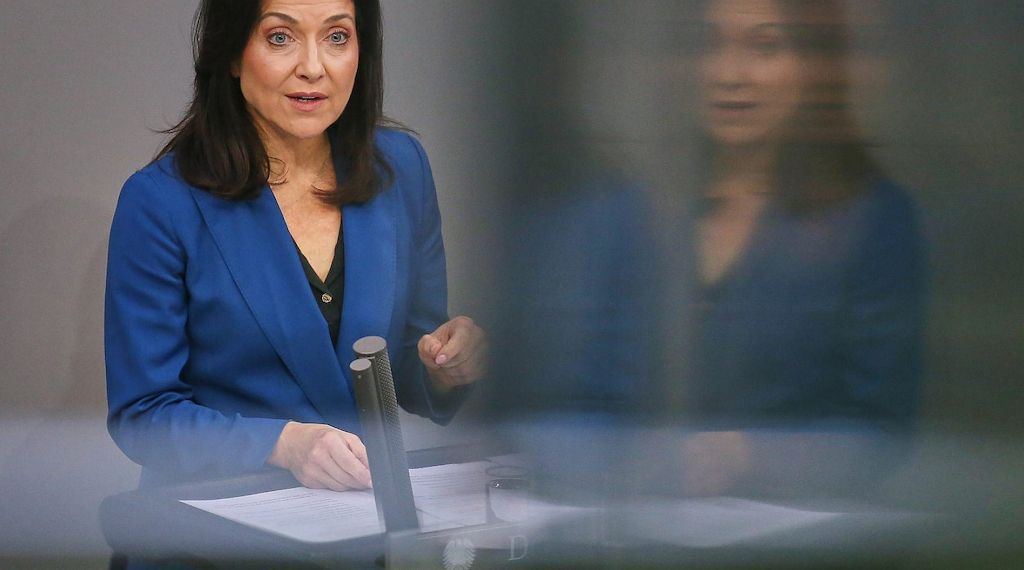 Reiche mahnt Reformkurs im Sozialsystem an