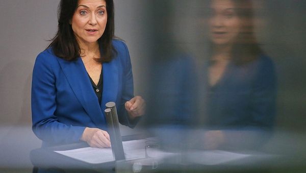 Reiche mahnt Reformkurs im Sozialsystem an