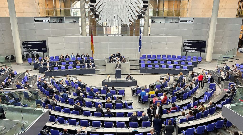 Bundestag beschließt Tankrabatt