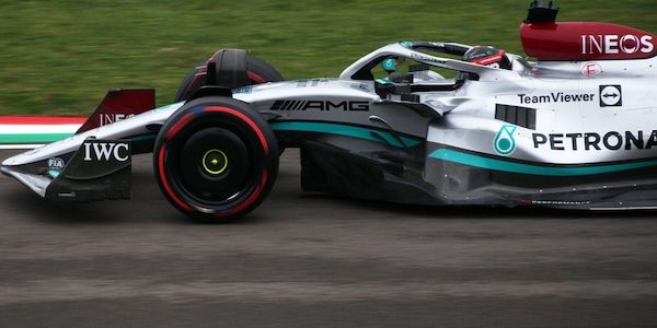 Formel-1-Quali in Baku: Russell holt sich die Pole