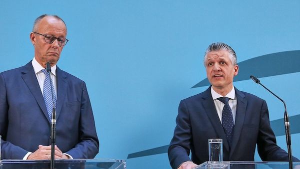 Insa: Union fällt auf 19 Prozent - SPD und Grüne legen zu