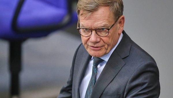 Wadephul verteidigt Treffen mit Lawrow
