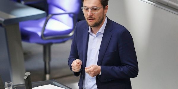 Politiker fordern Sicherheitscheks für Forschungseinrichtungen