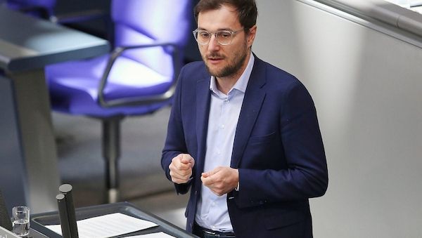 Politiker fordern Sicherheitscheks für Forschungseinrichtungen