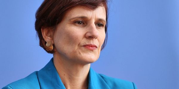 Kipping fordert Pflegevollversicherung statt Kürzungen