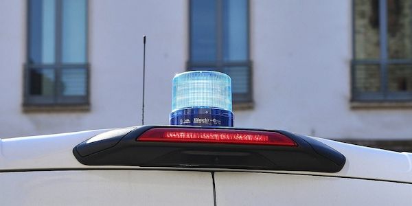Europaweite Großrazzia gegen millionenschweren Handybetrug