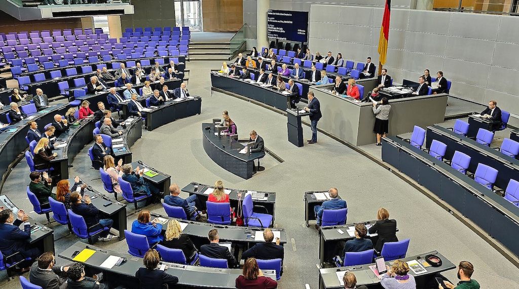 SPD-Expertin Klose fordert Einbeziehung von Abgeordneten in Rente