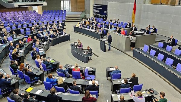 SPD-Expertin Klose fordert Einbeziehung von Abgeordneten in Rente