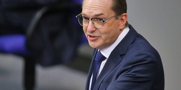 SPD kündigt Widerstand gegen Dobrindts Asylberatungs-Kürzungen an