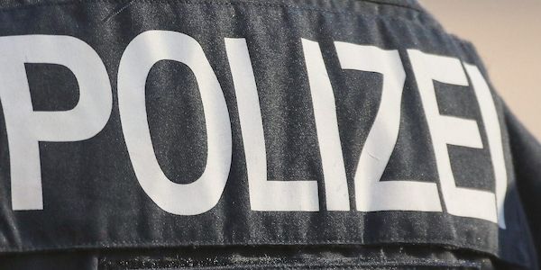 20-Jährige bei E-Scooter-Unfall in Berlin-Mitte verletzt
