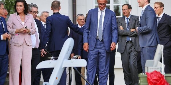 Otte mahnt verlässliche Ausstattung des Drohnenregiments an