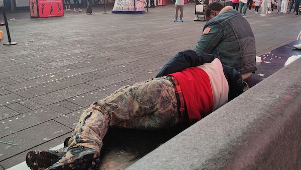 Doro Pesch schildert Flucht zu Obdachlosen in New York