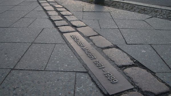 Einkommenslücke zwischen Ost und West wird wieder größer