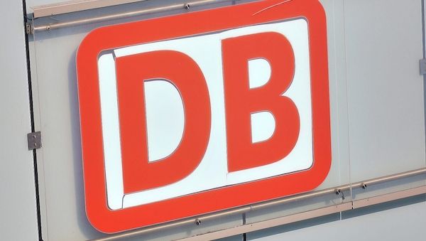 Bahn bietet Familienticket dauerhaft an