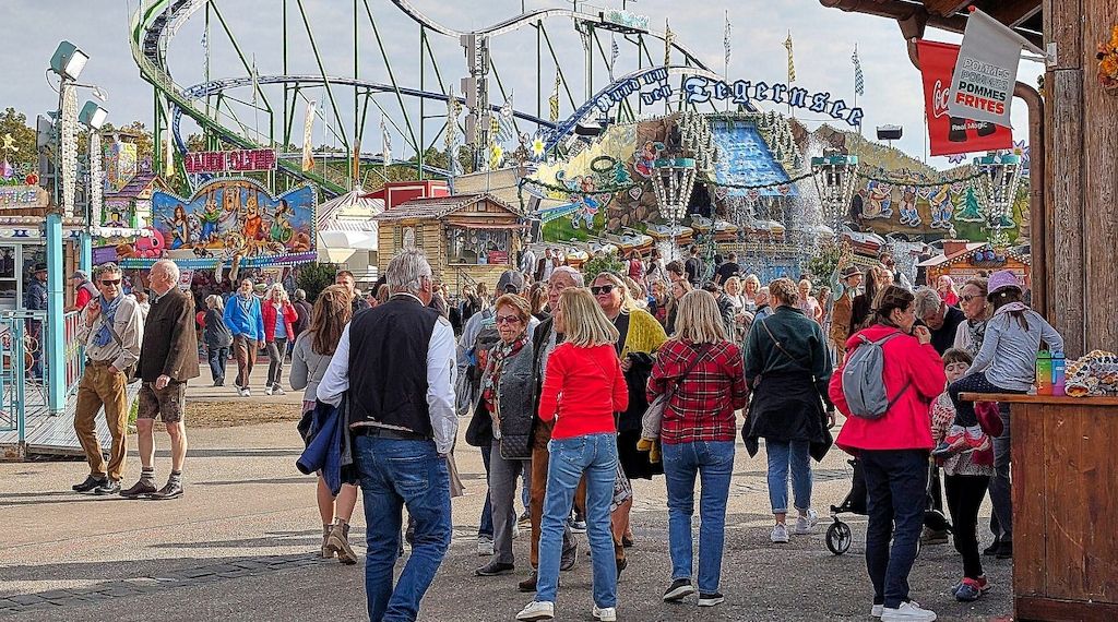 Polizei München meldet Festnahmen und Einsätze auf dem Oktoberfest und im Stadtgebiet
